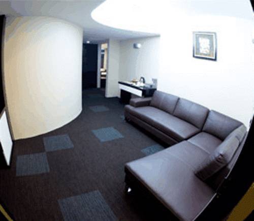 Avenue 64 Hotel Rangoon Buitenkant foto